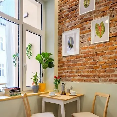 Apartamento Crocus Narrow / Kochanowskiego