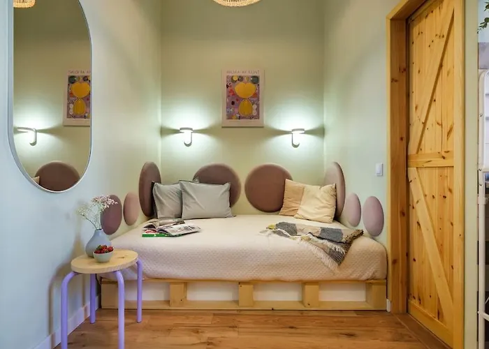 Crocus Narrow / Kochanowskiego Kraków